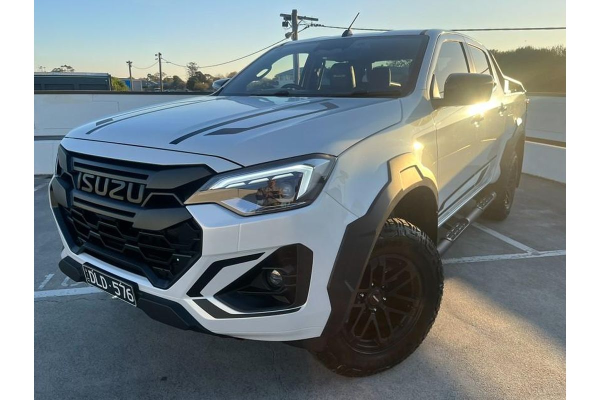 2025 Isuzu D-MAX BLADE 4X4