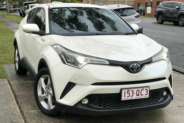 2017 Toyota C-HR NGX50R
