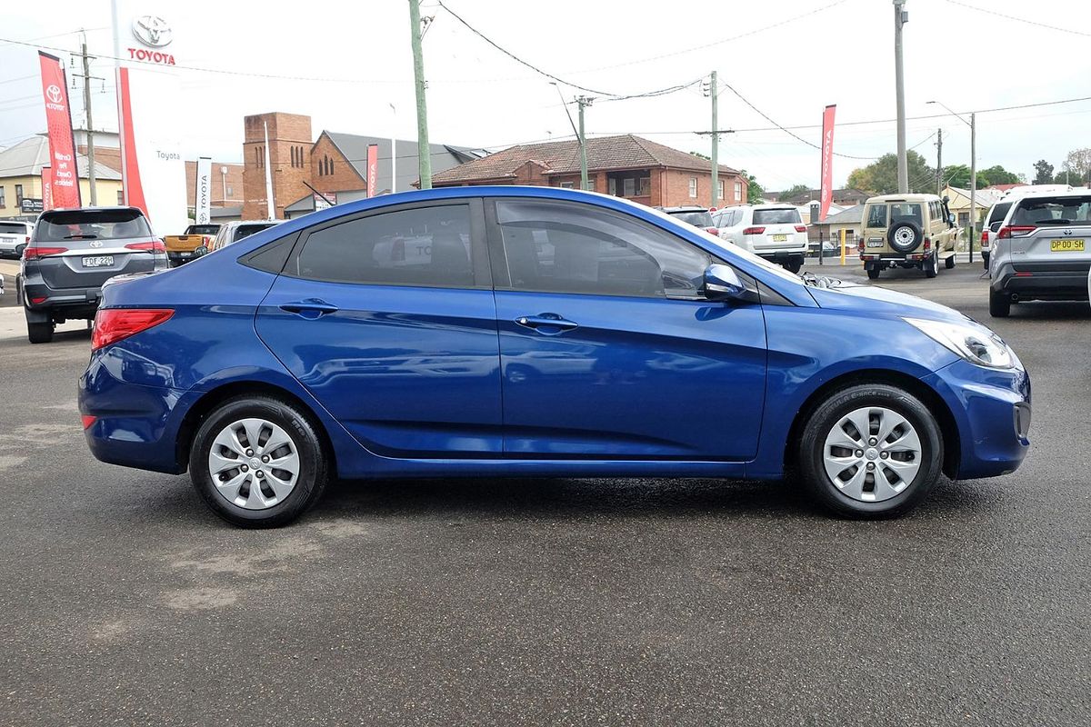 2016 Hyundai Accent Active RB4