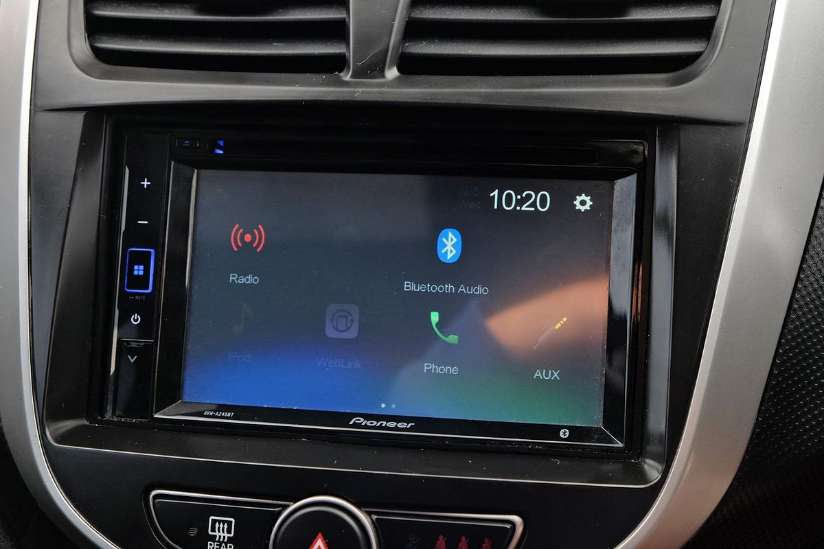 2016 Hyundai Accent Active RB4