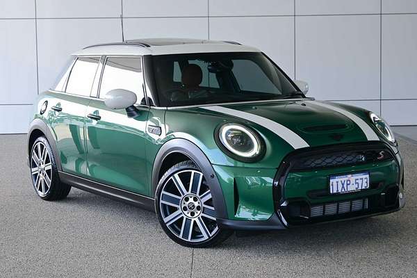 2022 MINI Hatch Cooper S Classic F55 LCI-2