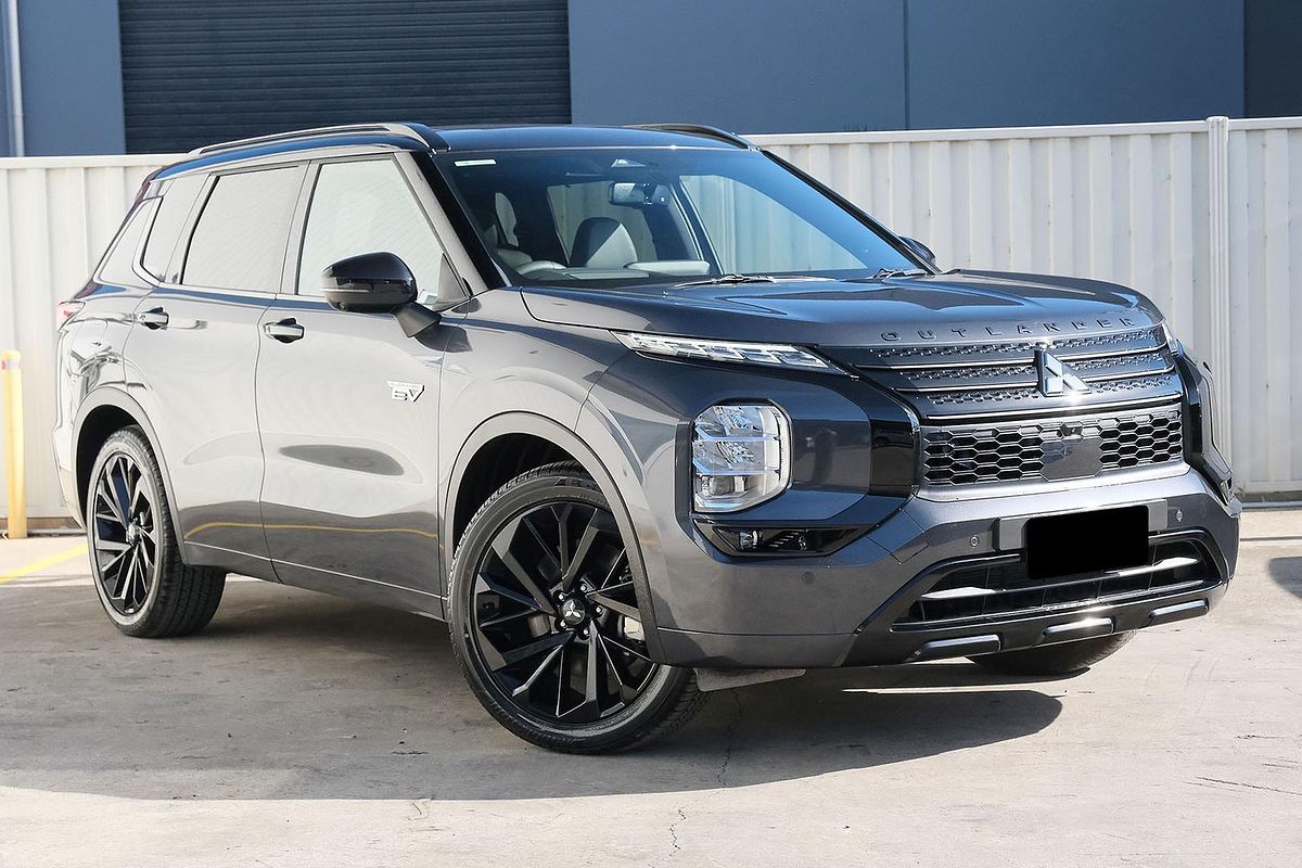 2025 Mitsubishi Outlander PHEV GSR ZM