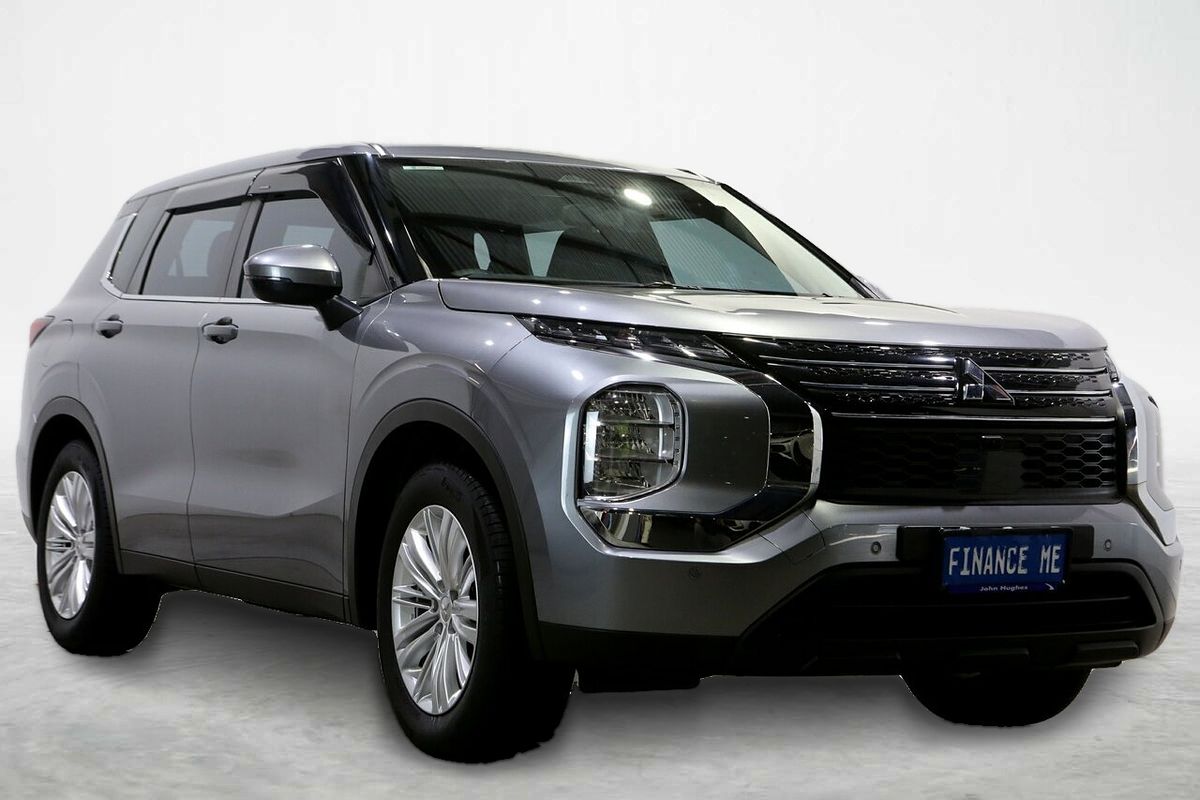 2023 Mitsubishi Outlander ES ZM