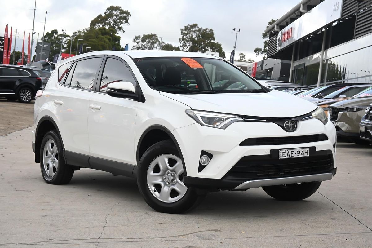 2017 Toyota RAV4 GX ASA44R
