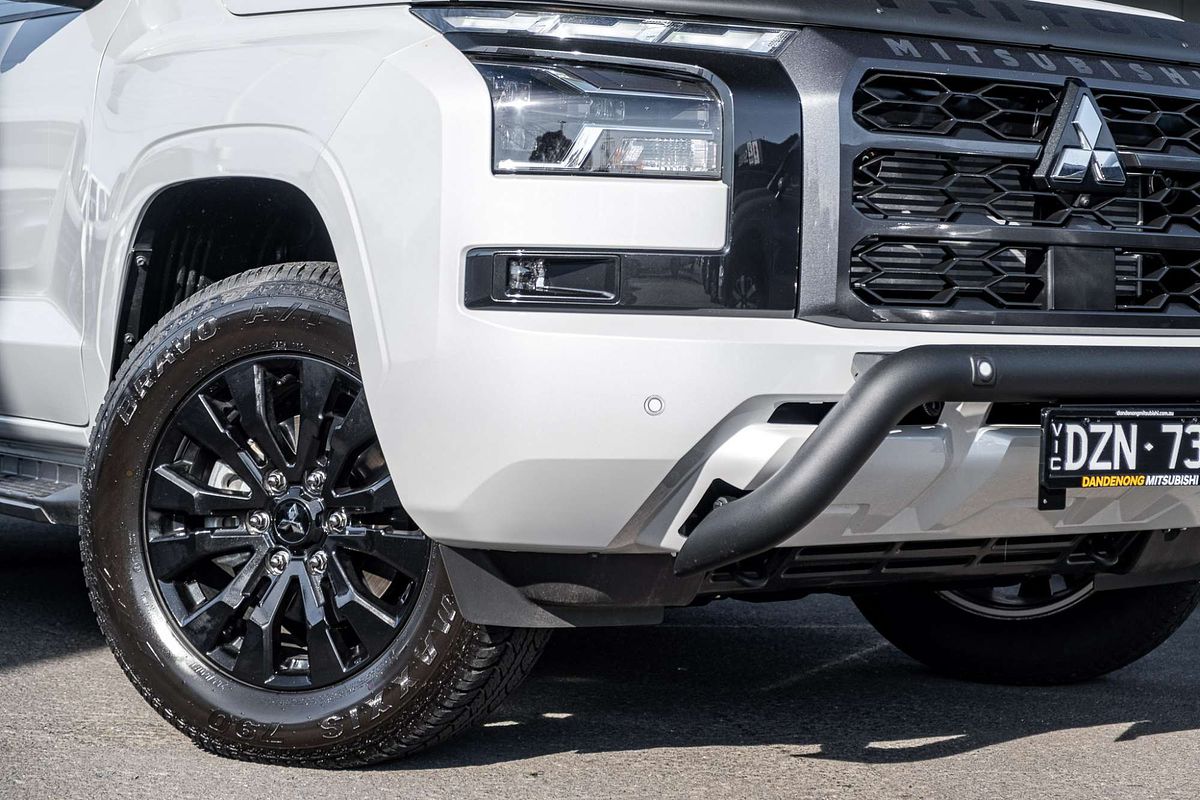 2025 Mitsubishi Triton GSR MV 4X4