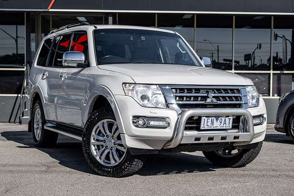 2015 Mitsubishi Pajero Exceed NX