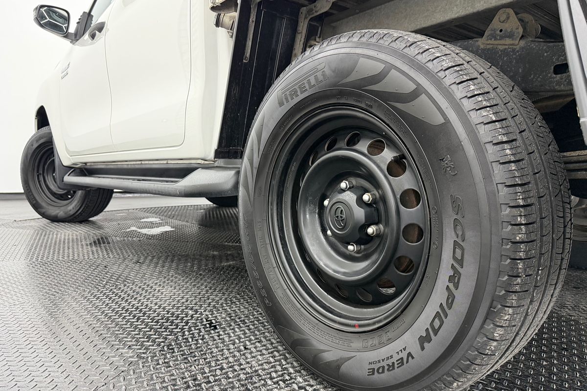 2018 Toyota Hilux SR GUN126R 4X4