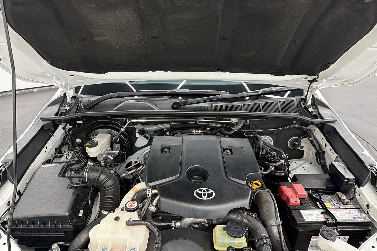 2018 Toyota Hilux SR GUN126R 4X4