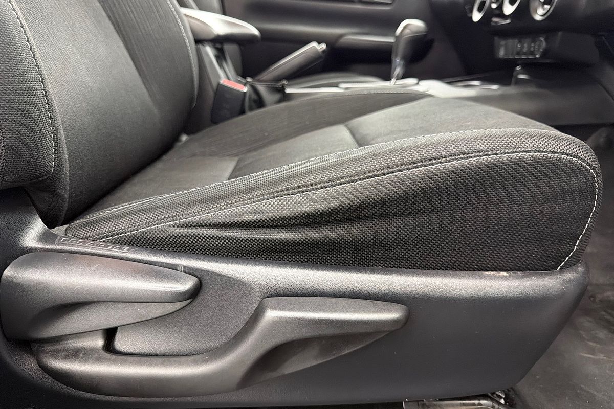 2018 Toyota Hilux SR GUN126R 4X4
