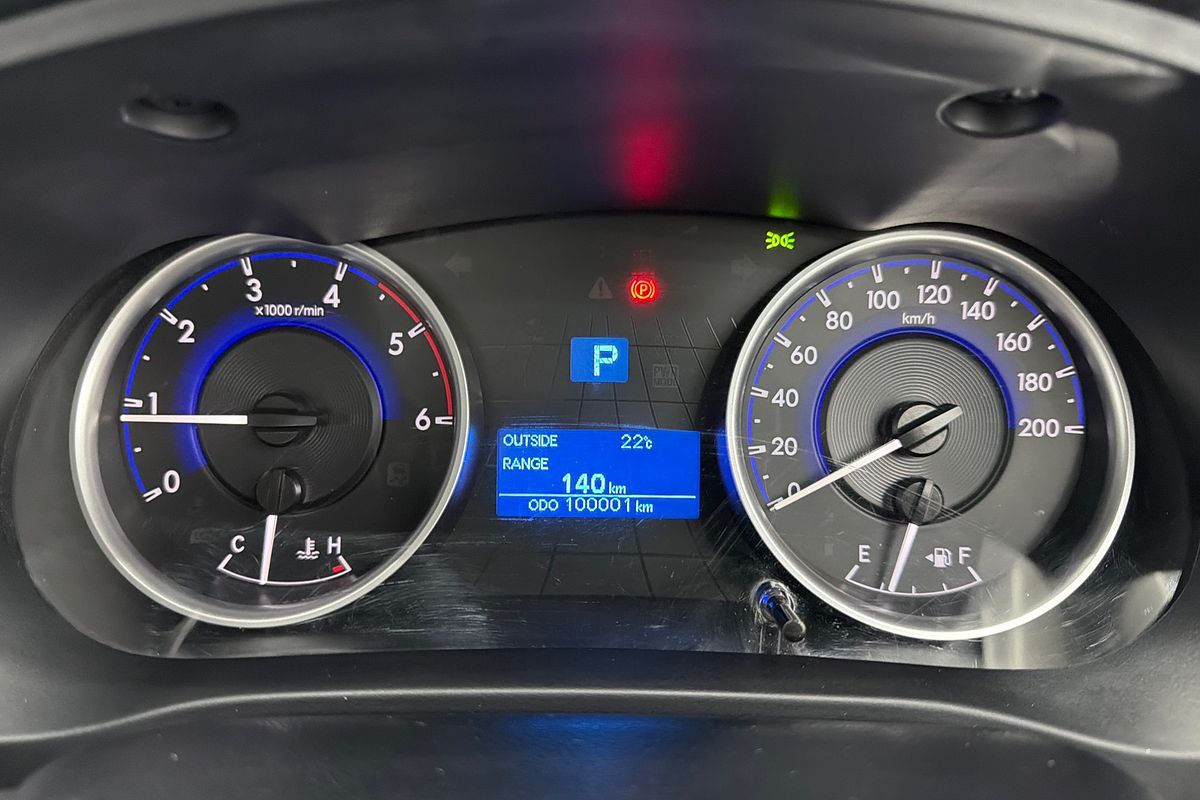 2018 Toyota Hilux SR GUN126R 4X4