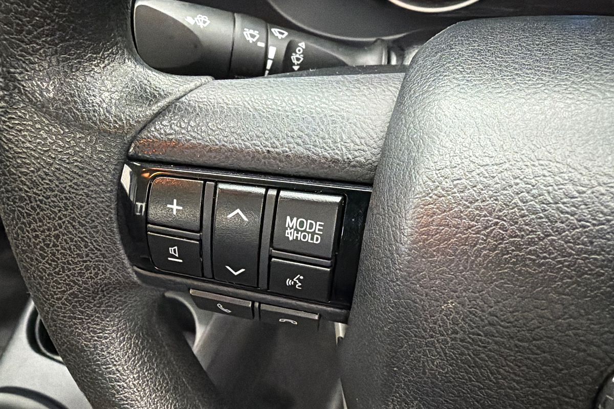 2018 Toyota Hilux SR GUN126R 4X4
