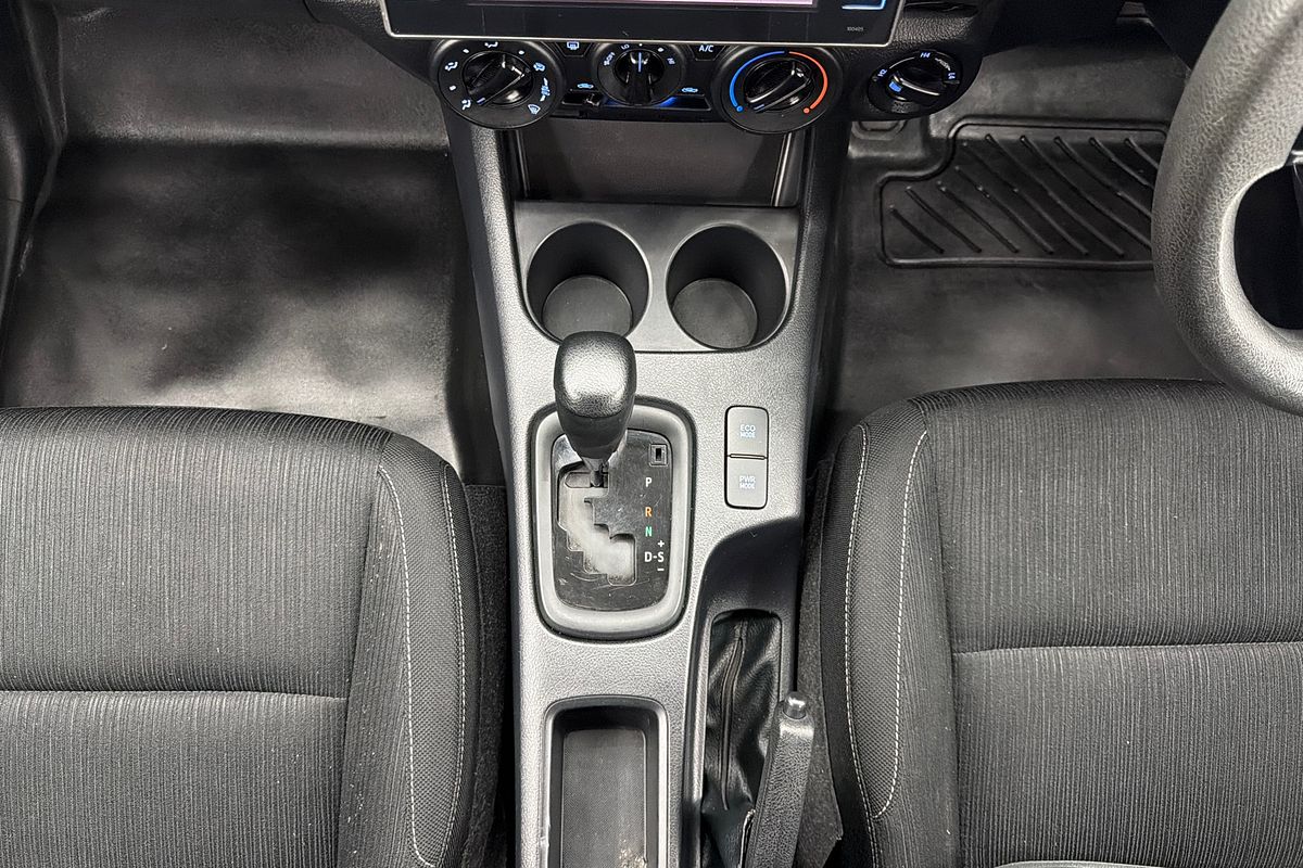 2018 Toyota Hilux SR GUN126R 4X4