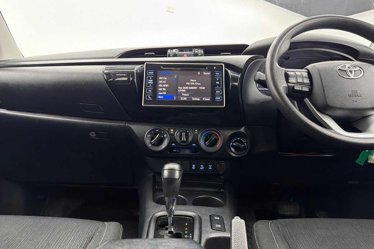 2018 Toyota Hilux SR GUN126R 4X4