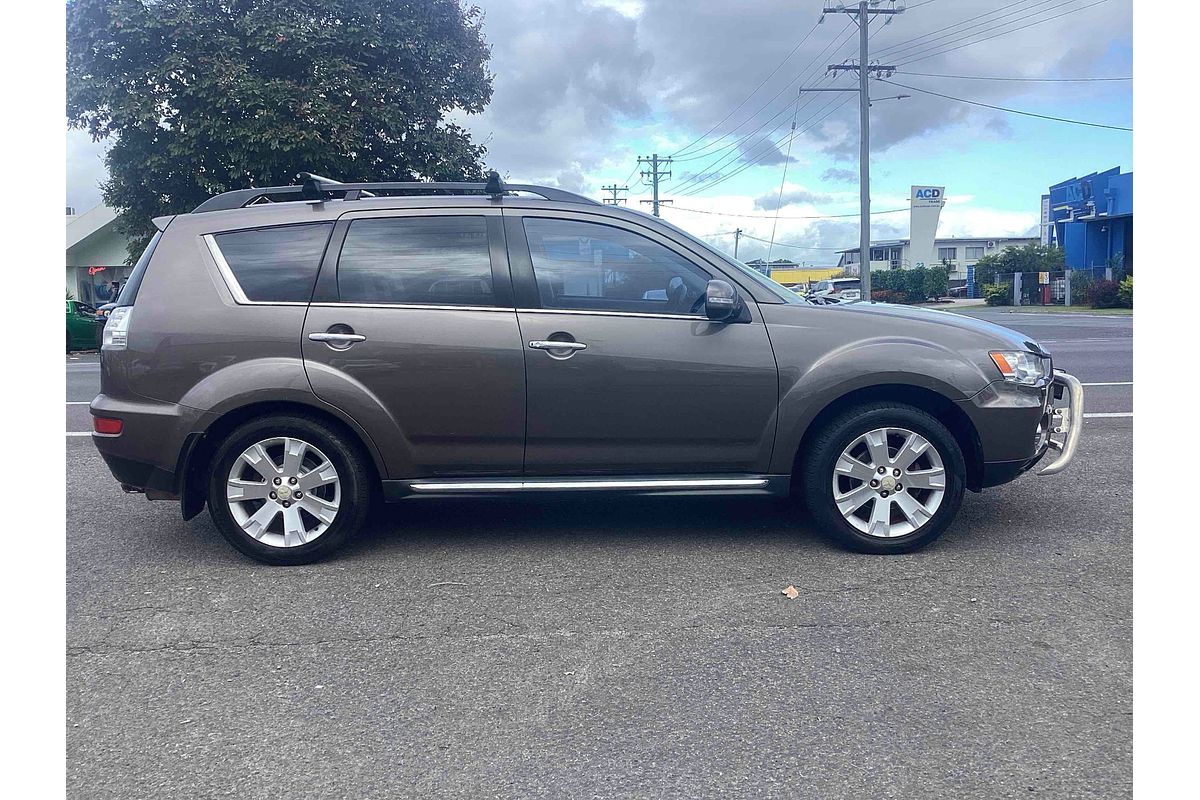 2010 Mitsubishi Outlander XLS ZH