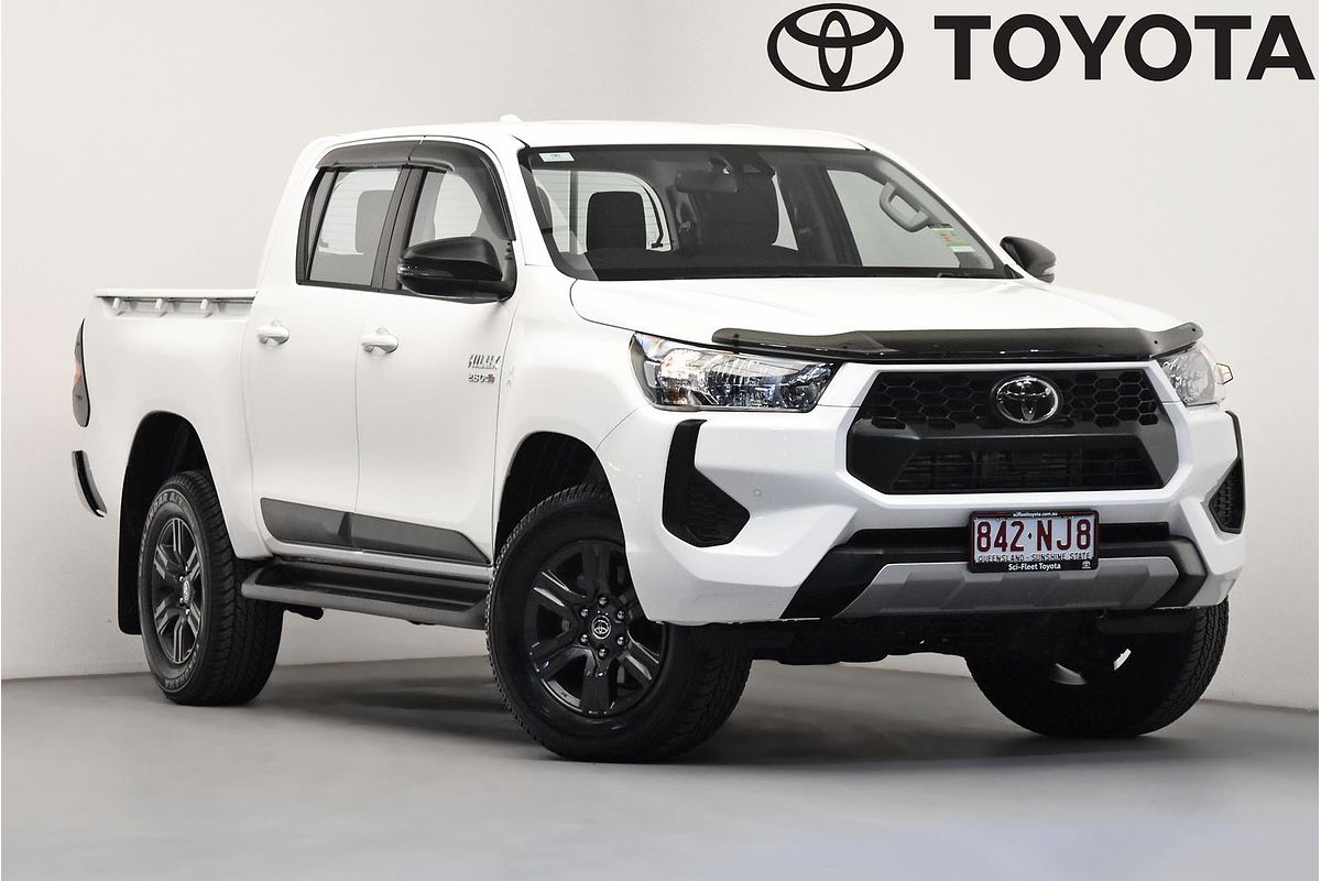 2025 Toyota Hilux SR GUN126R 4X4