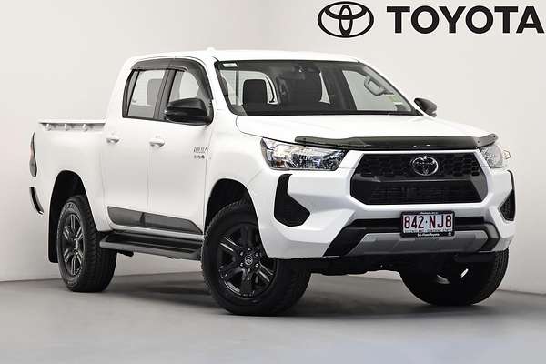 2025 Toyota Hilux SR GUN126R 4X4