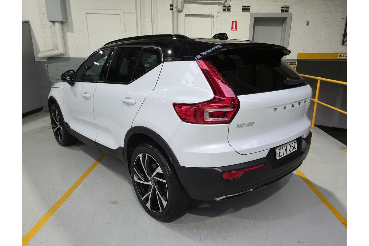 2020 Volvo XC40 T5 R-Design