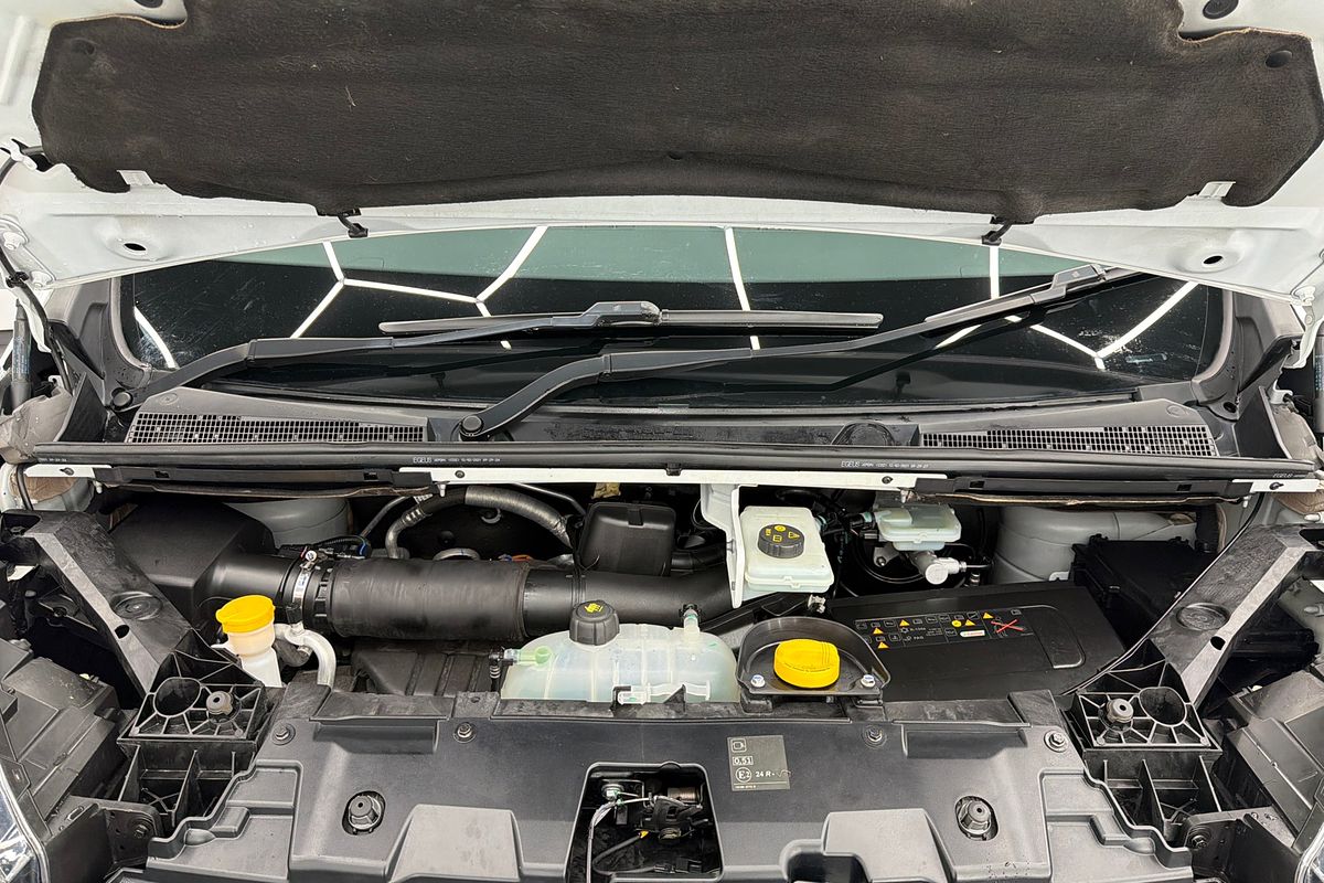 2021 Renault Trafic Premium 125kW X82 LWB Low Roof