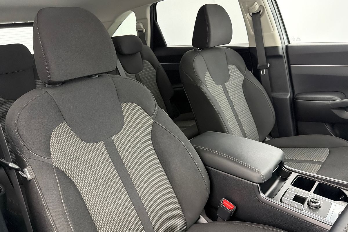 2023 Kia Sorento Sport MQ4 PE