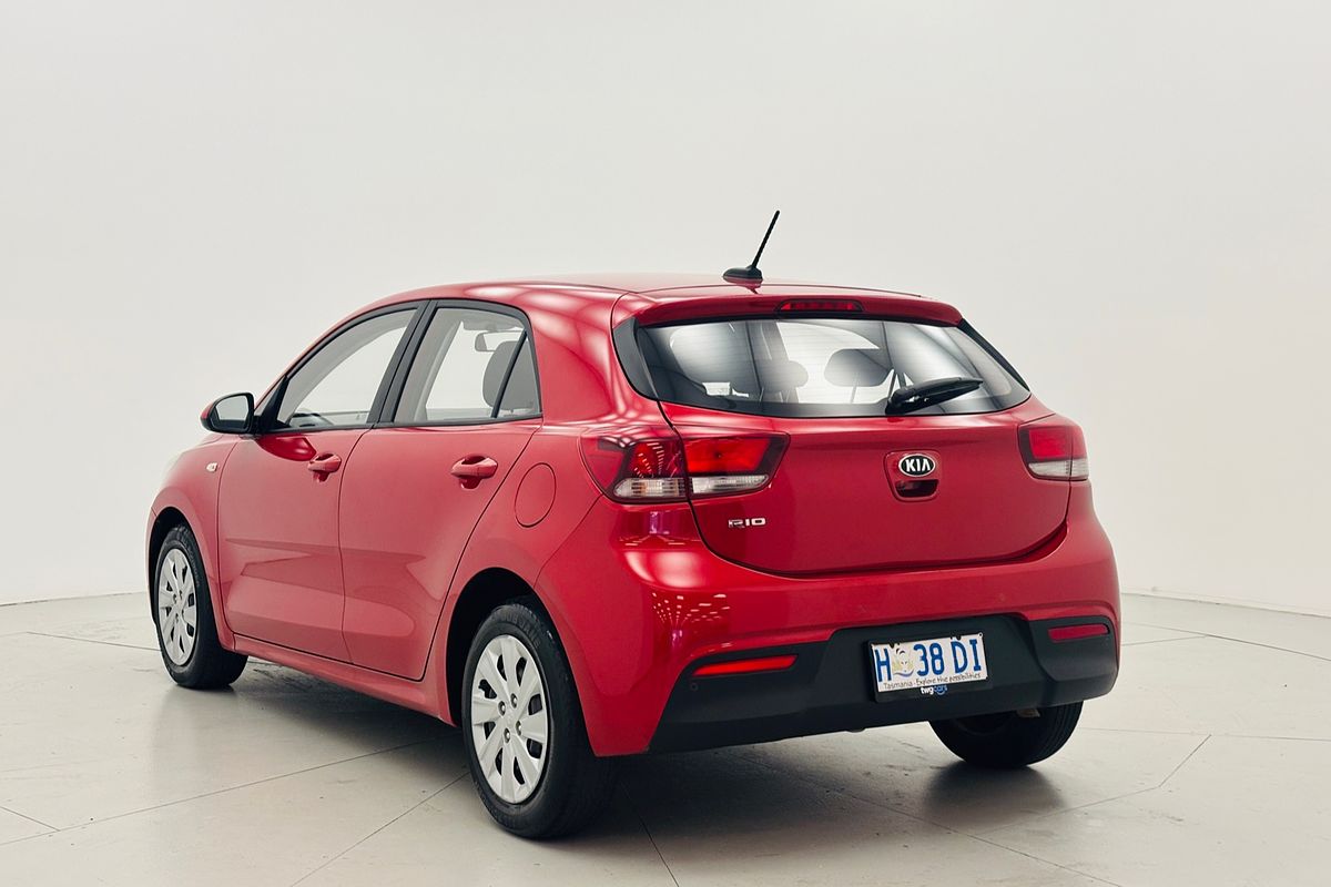 2017 Kia RIO S 6 SP MANUAL 5D HATCHBACK 4CYL 