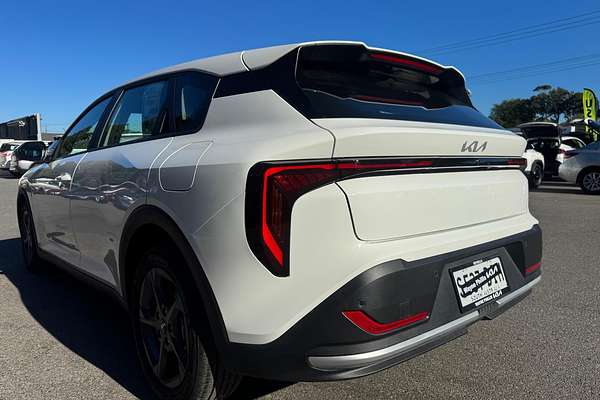2025 Kia K4 S CL4m thumb-2