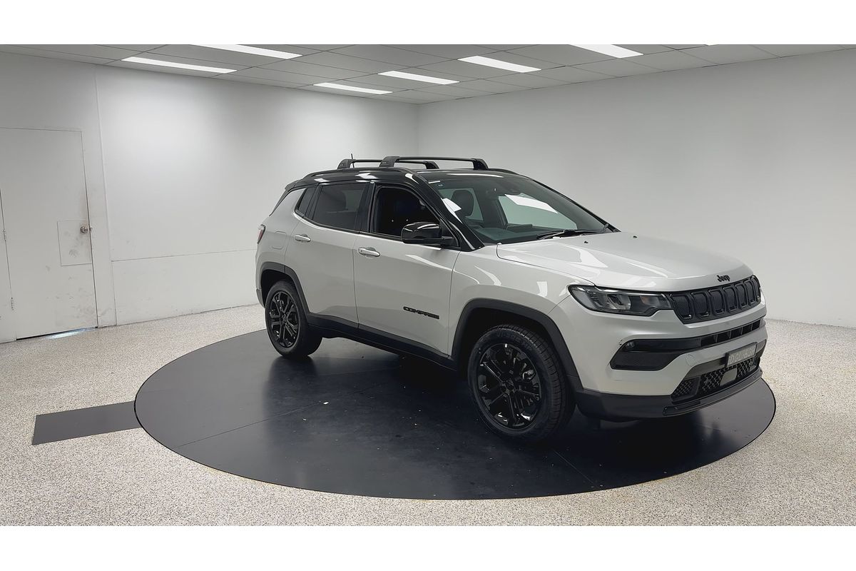 2022 Jeep Compass Night Eagle M6