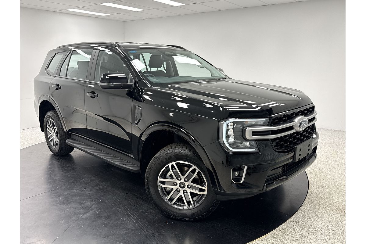 2025 Ford Everest Ambiente 2.0L