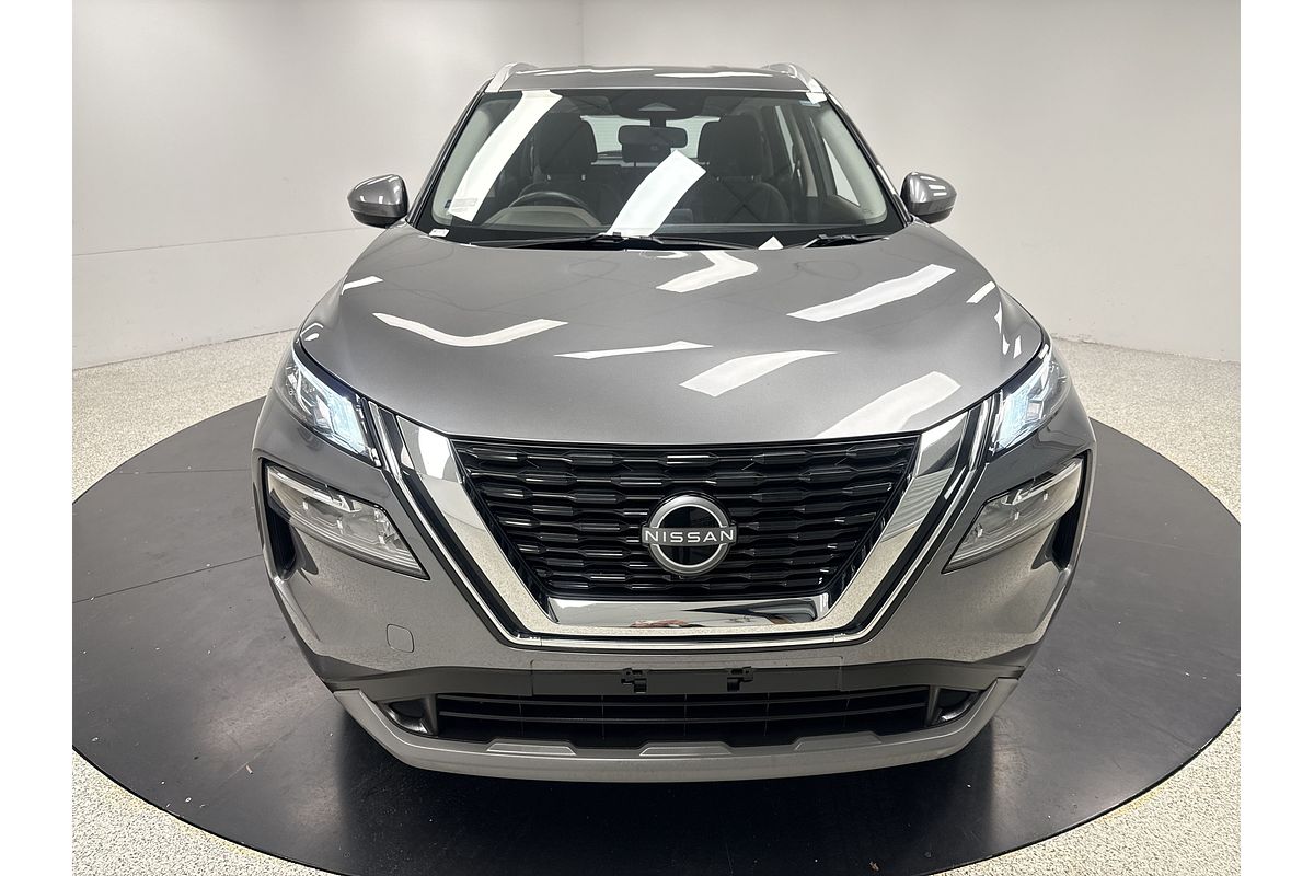2024 Nissan X-TRAIL ST T33