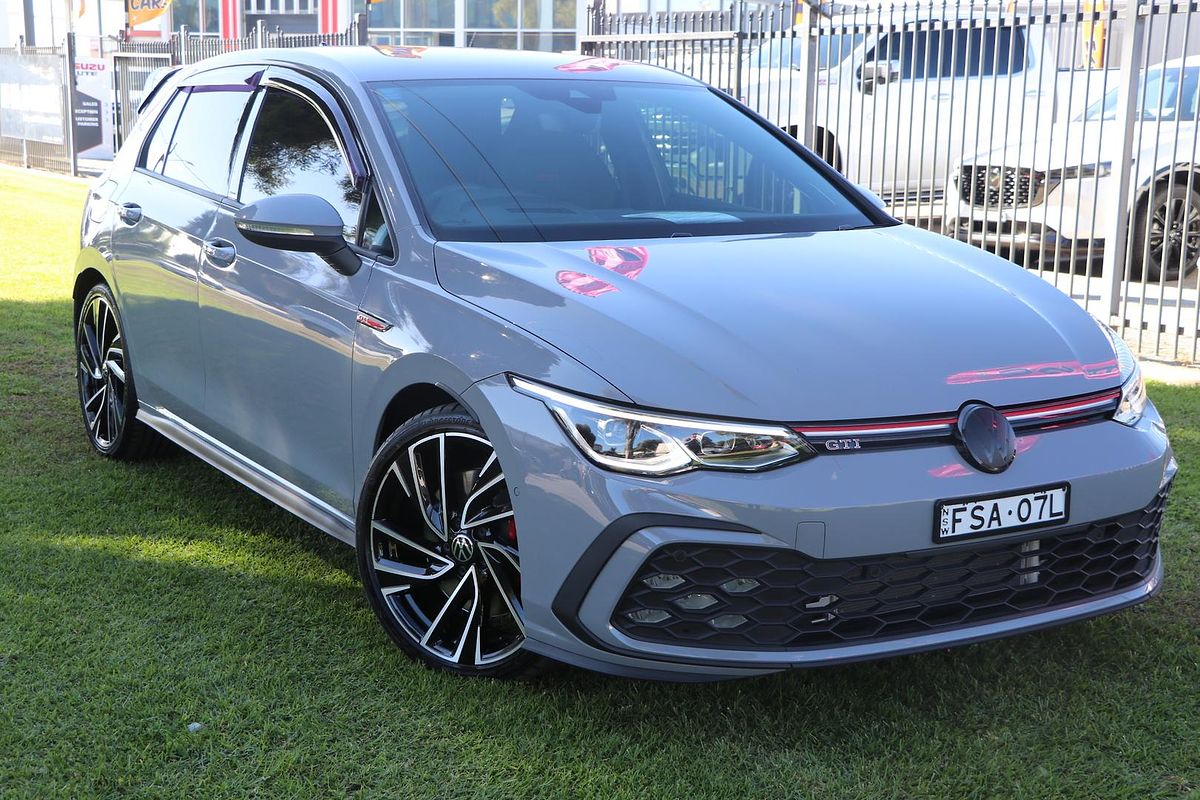2023 Volkswagen Golf GTI 8