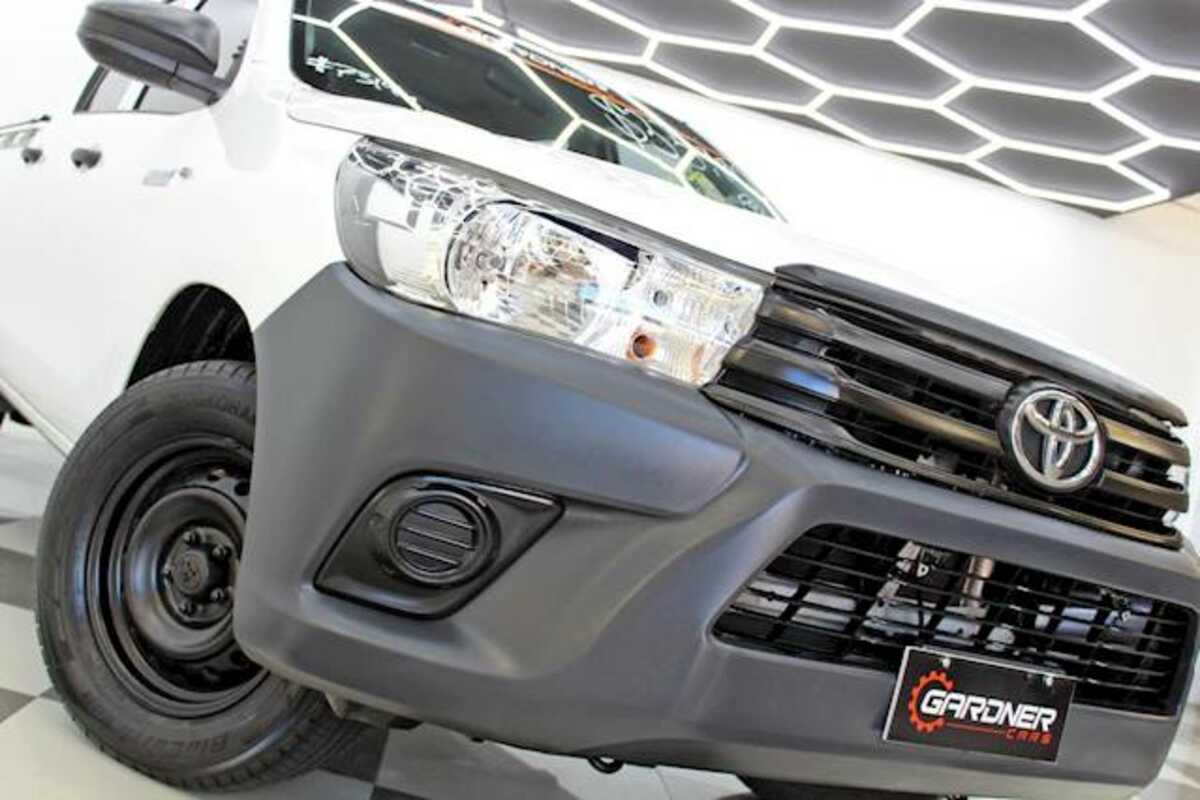 2018 Toyota HILUX WORKMATE DUAL CAB TGN121R