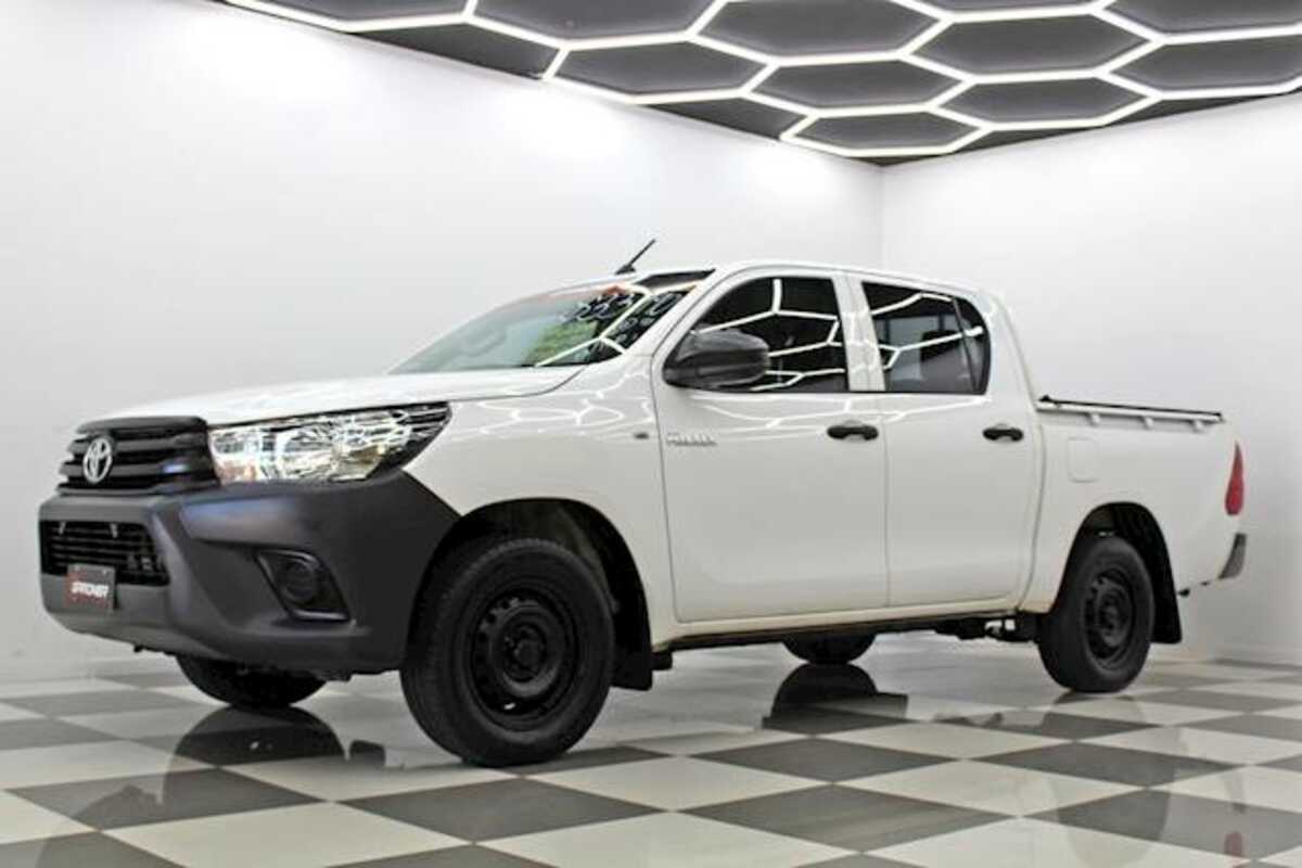 2018 Toyota HILUX WORKMATE DUAL CAB TGN121R