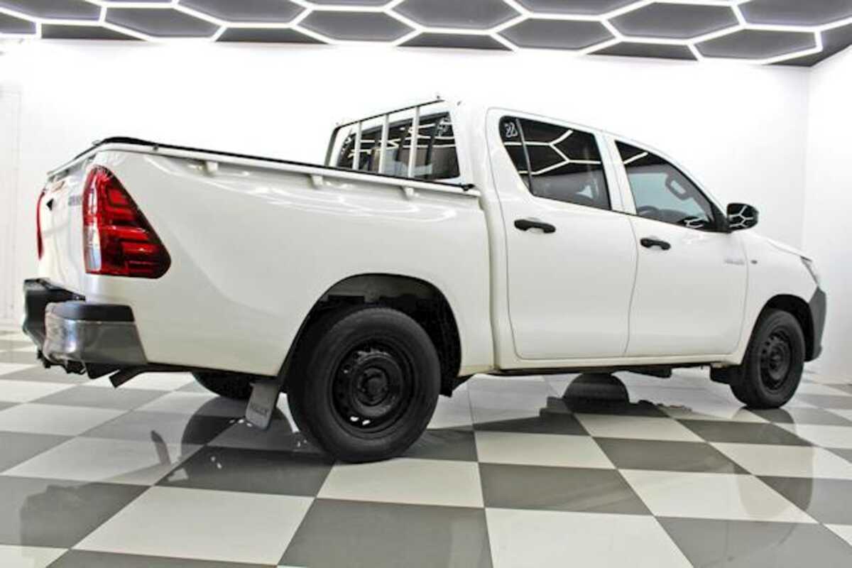 2018 Toyota HILUX WORKMATE DUAL CAB TGN121R