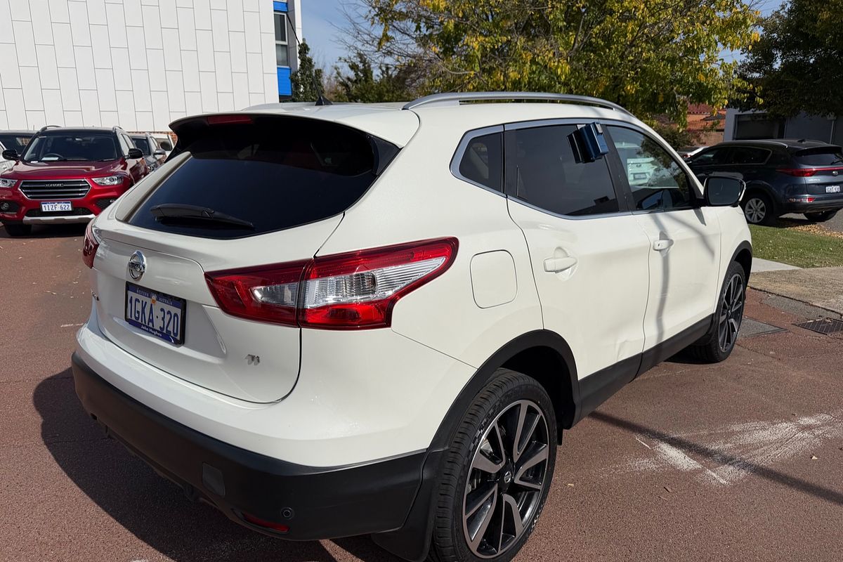 2017 Nissan QASHQAI Ti J11