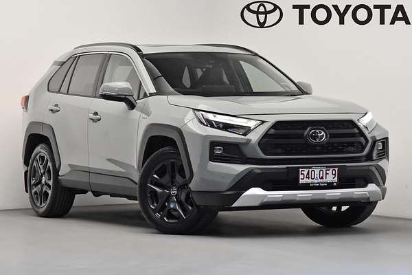 2025 Toyota RAV4 Edge AXAH54R