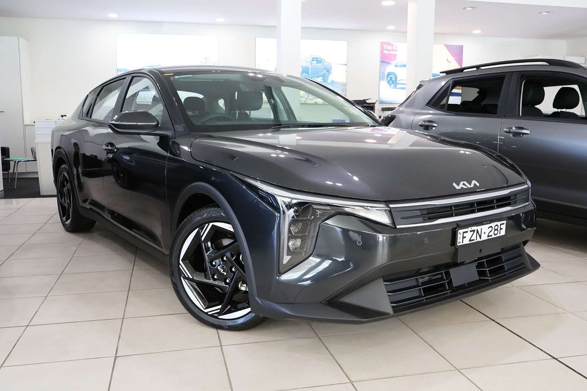 2025 Kia K4 Sport+ CL4m