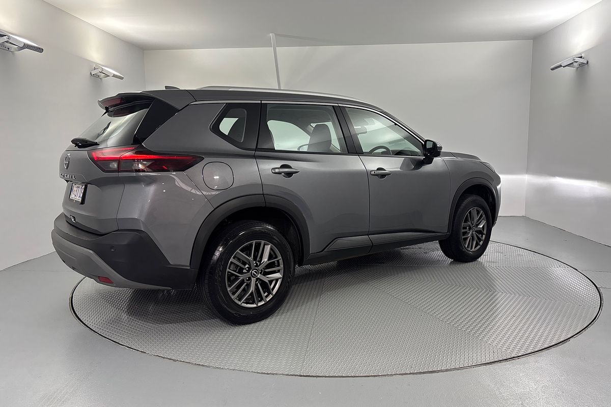 2024 Nissan X-TRAIL ST T33