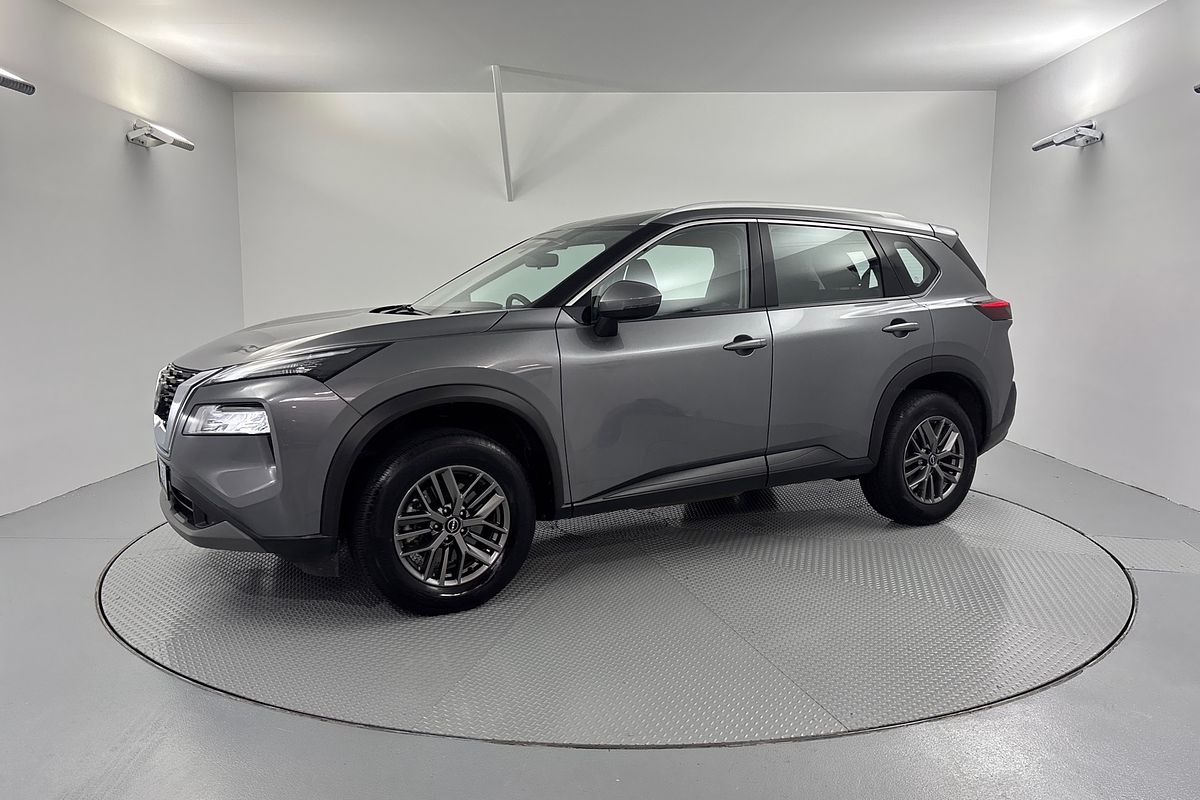 2024 Nissan X-TRAIL ST T33