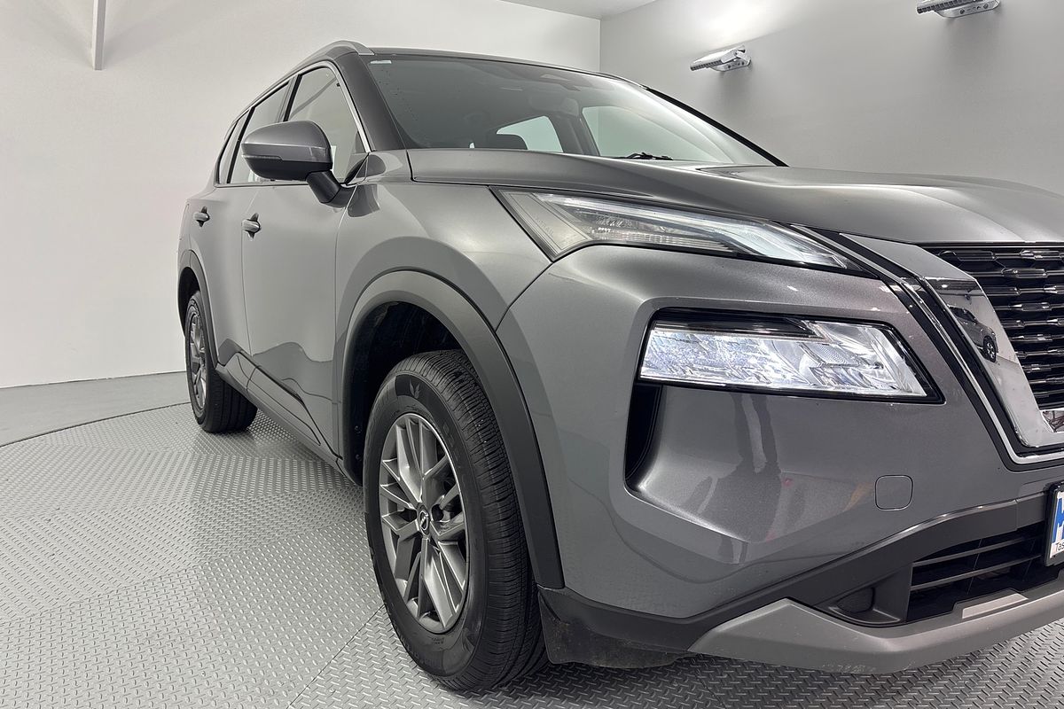 2024 Nissan X-TRAIL ST T33