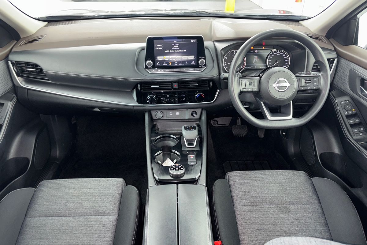 2024 Nissan X-TRAIL ST T33