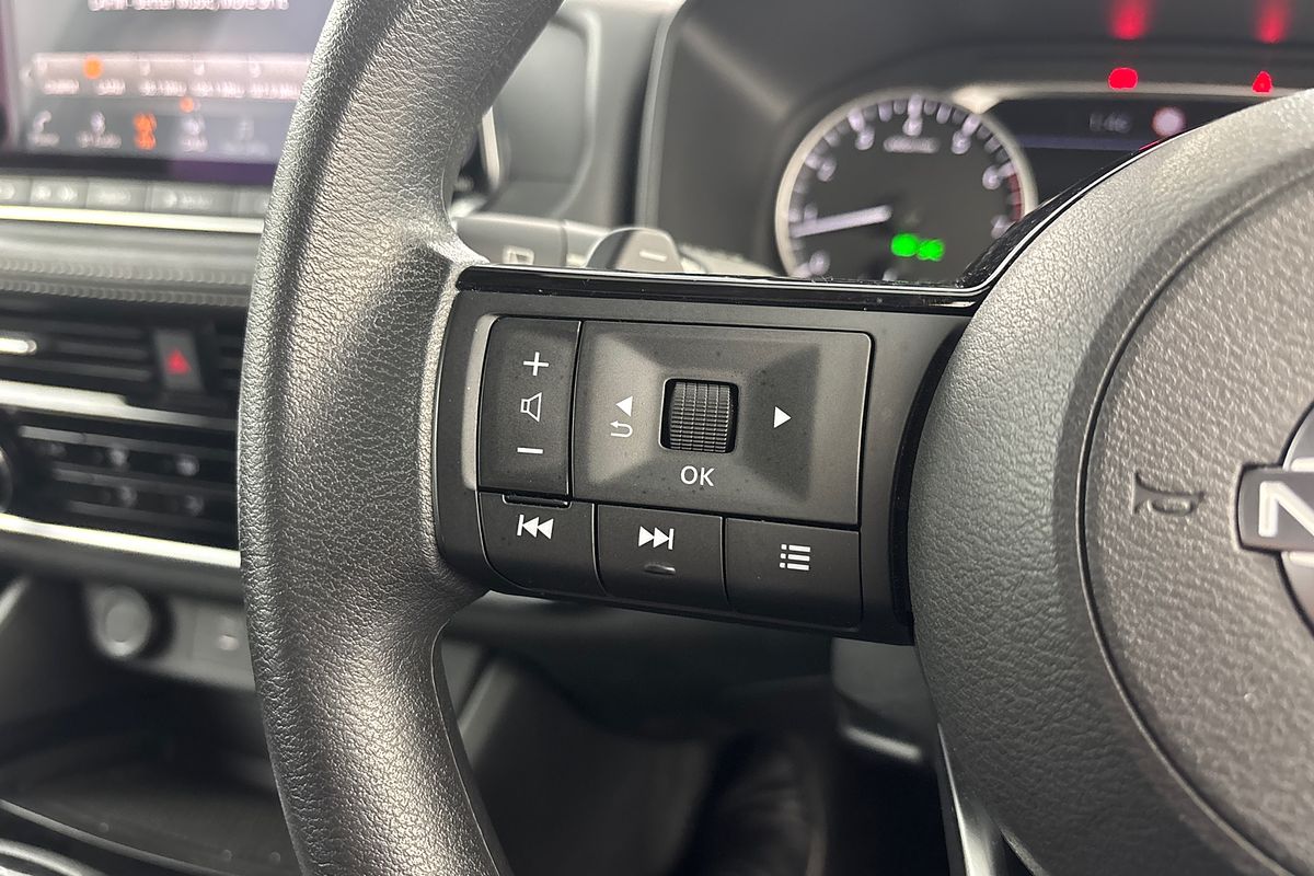 2024 Nissan X-TRAIL ST T33
