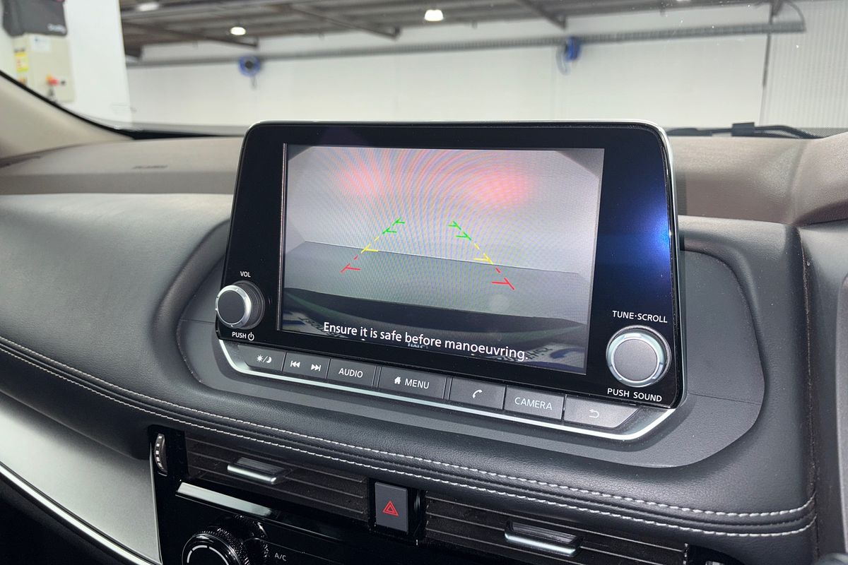 2024 Nissan X-TRAIL ST T33