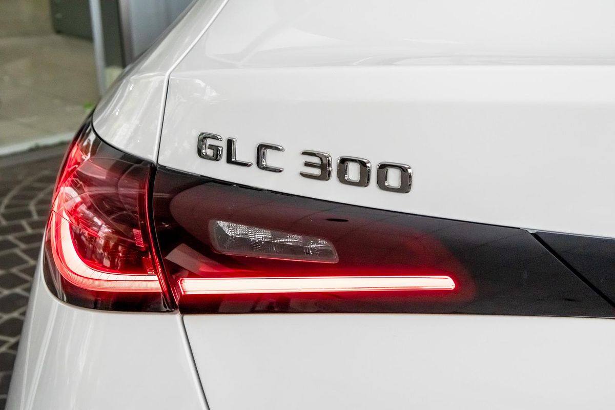 C254 806+056MY GLC300 CPE 9G 9 sp 2.0T/17kW