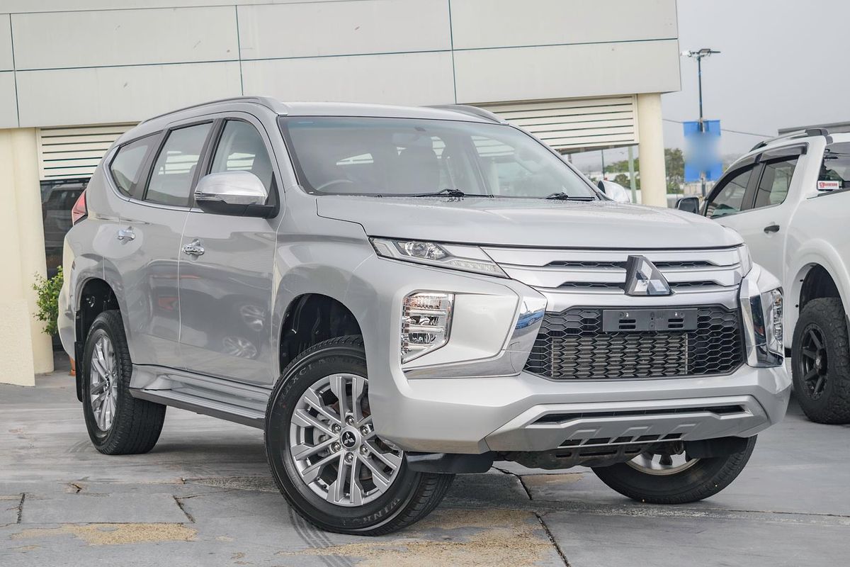 2022 Mitsubishi Pajero Sport GLX QF