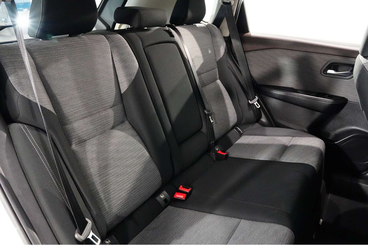 2024 Nissan X-TRAIL ST T33