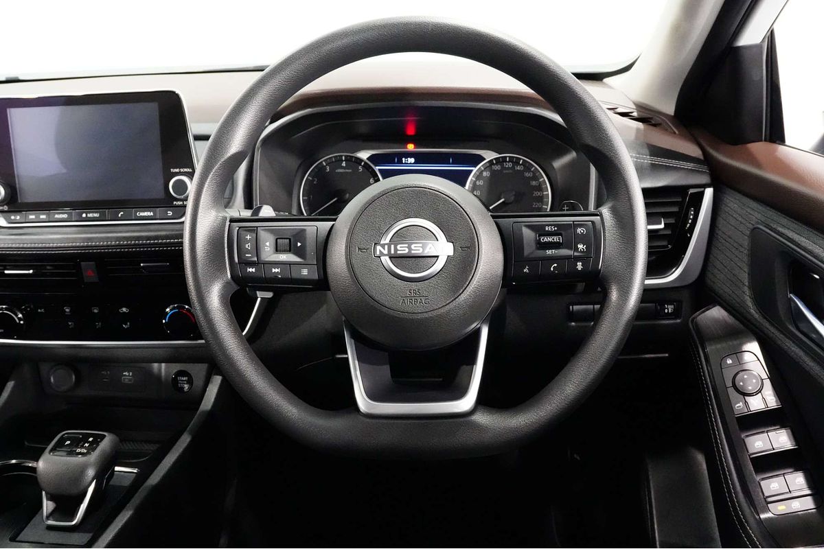 2024 Nissan X-TRAIL ST T33