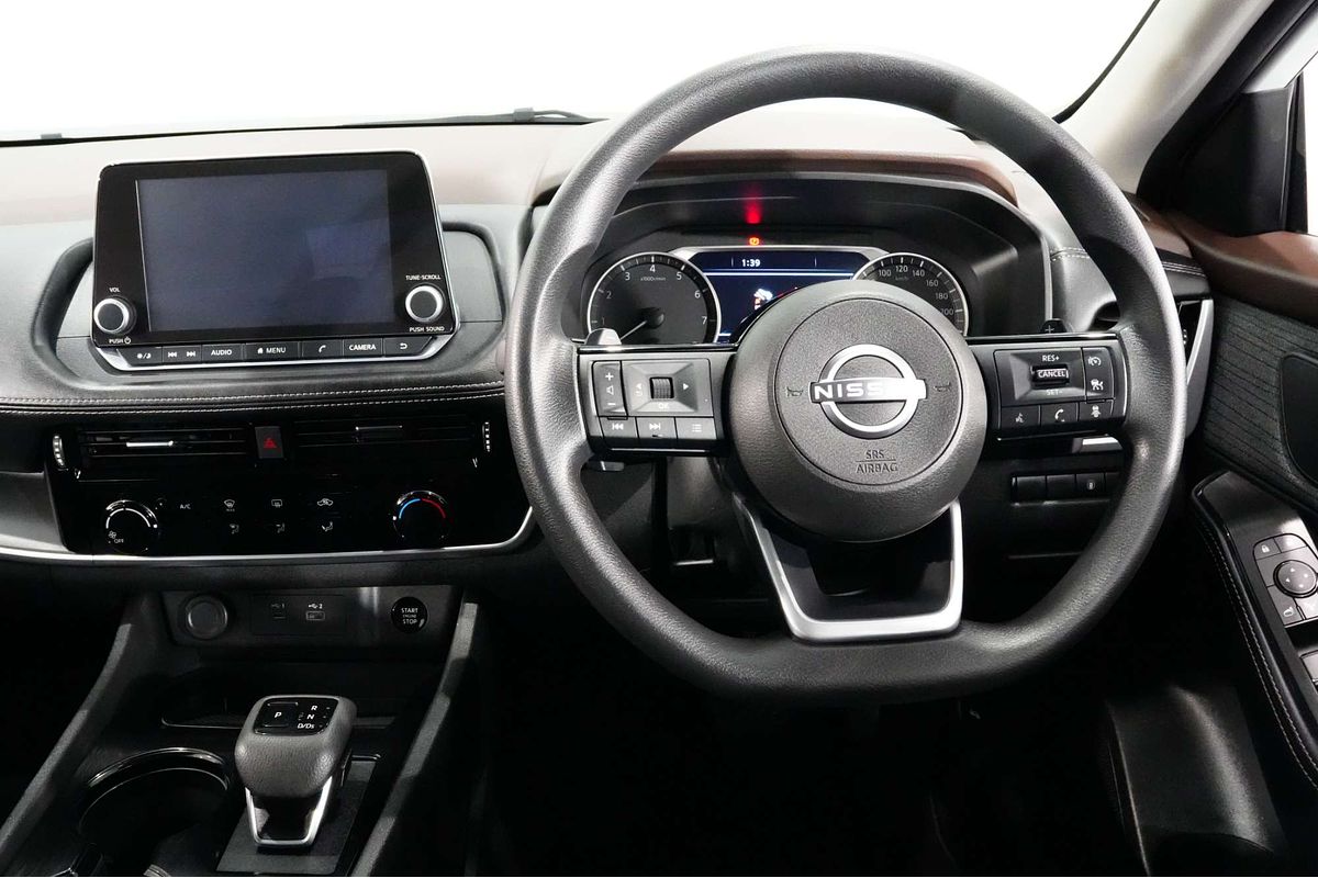 2024 Nissan X-TRAIL ST T33