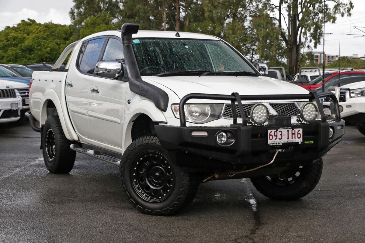 2015 Mitsubishi Triton GLX-R MN 4X4