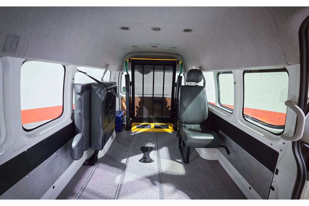 2016 Toyota Hiace Commuter KDH223R ELWB High Roof