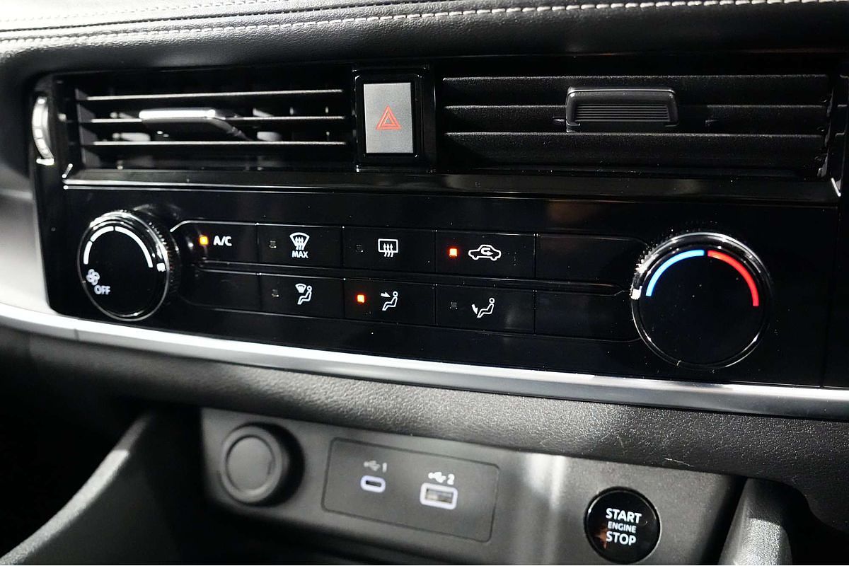 2024 Nissan X-TRAIL ST T33