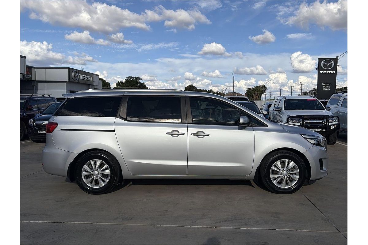 2015 Kia Carnival Si YP